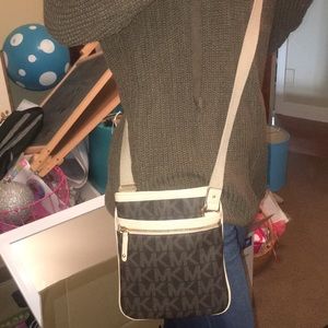 Micheal Kors Crossbody